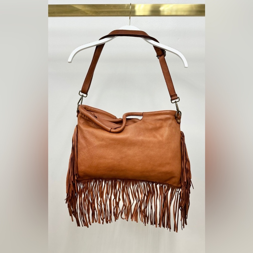 (086-COG) FRINGE LEATHER HANDBAG WITH SHOULDER STRAP - Picture 2 of 2